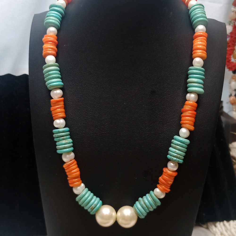 Vintage Coral Cultured pearl, and Turquoise Howlite necklace